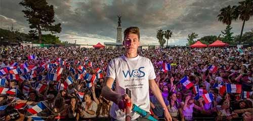 Nice : Tom Bittman, le "selfie man", à l'assaut d'un nouveau record