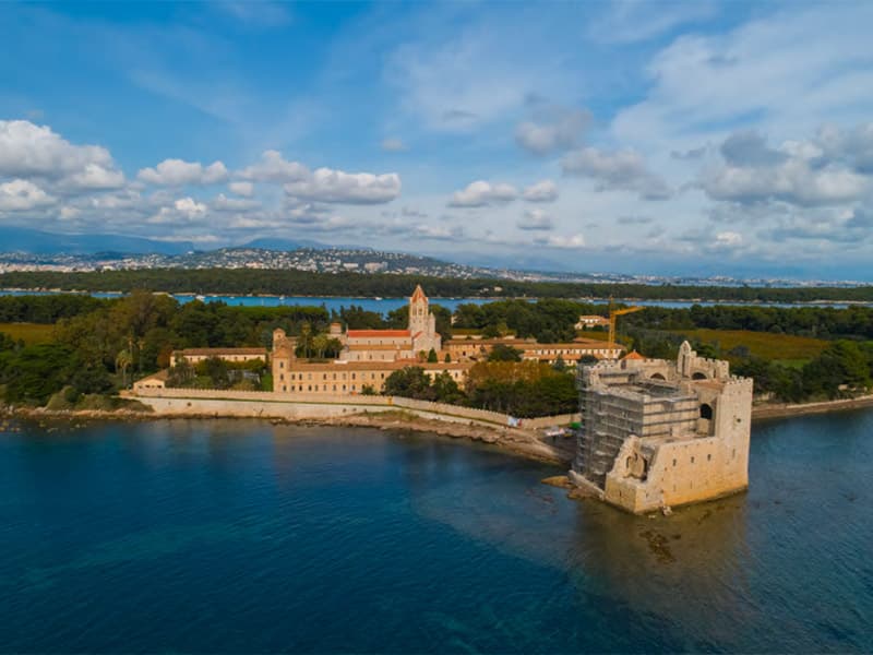 Mission Patrimoine : 250.000 euros pour la tour-monastère de Lérins