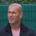 Zidane, dans son jardin à Pégomas