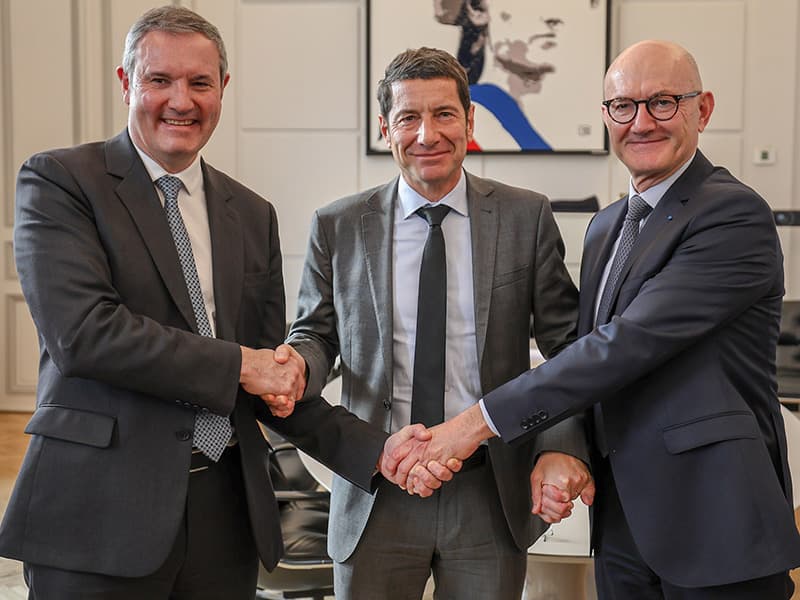 RX France renouvelle pour dix ans son partenariat historique avec Cannes