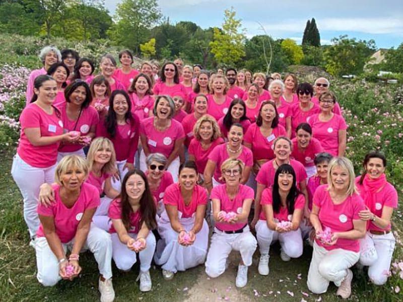 Mouans-Sartoux : 600 donateurs participants pour “Une Rose, une Caresse” 