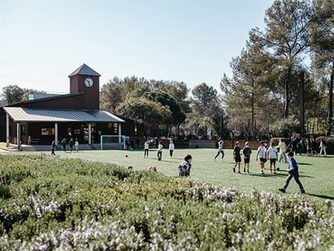 Sophia : Mougins School change de mains et accueille un nouveau directeur