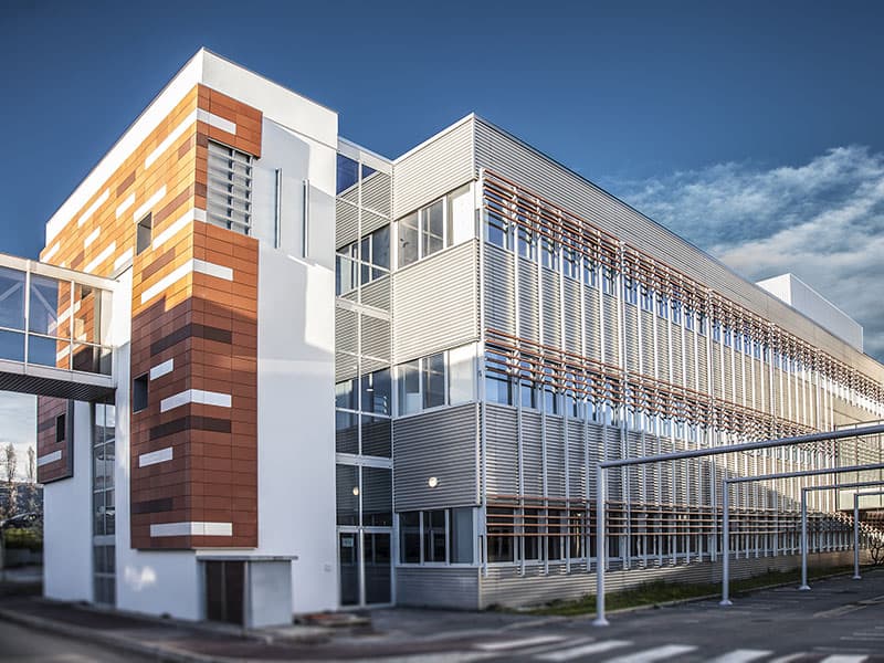 Université Côte d'Azur installe un laboratoire à Grasse Biotech