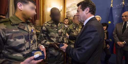 Nice : le phénomène nouveau du "terrorisme en libre accès"