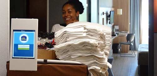 Hôtellerie : 1Check connecte les femmes de chambre