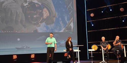 Cannes : tapis rouge au Palais des Festivals pour ExoMars