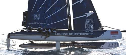 Voile : catamarans de l'extrême en course dans la Baie des Anges!