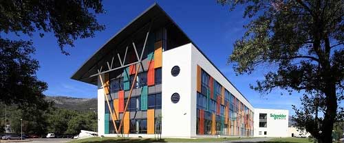 Horizon, un site industriel à expertise mondiale pour le groupe Schneider Electric à Carros