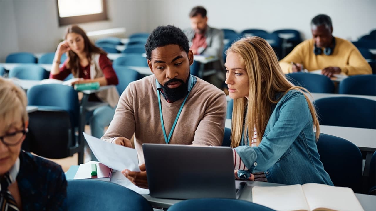 Le monde de la formation professionnelle en université à Cannes