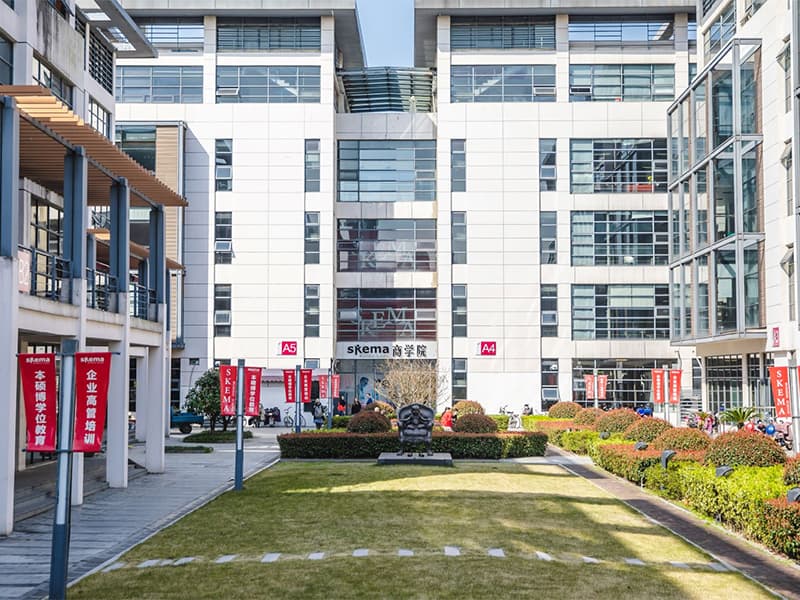 SKEMA renforce sa position en Chine par deux accords stratégiques 