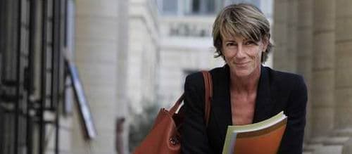 Laurence Vichnievsky en meeting dans le fief dAndré Aschieri