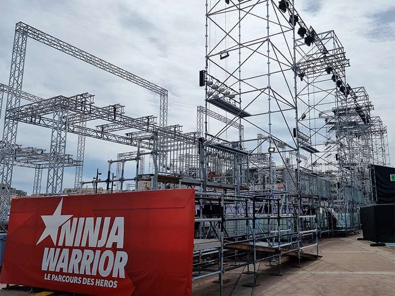Ninja Warrior à Cannes : le plateau de tournage en plein montage !