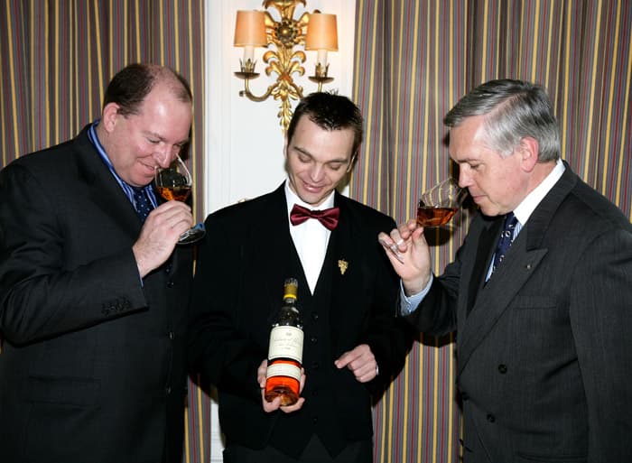 Le Grand-Hôtel du Cap-Ferrat acquiert une collection unique de Château d'Yquem