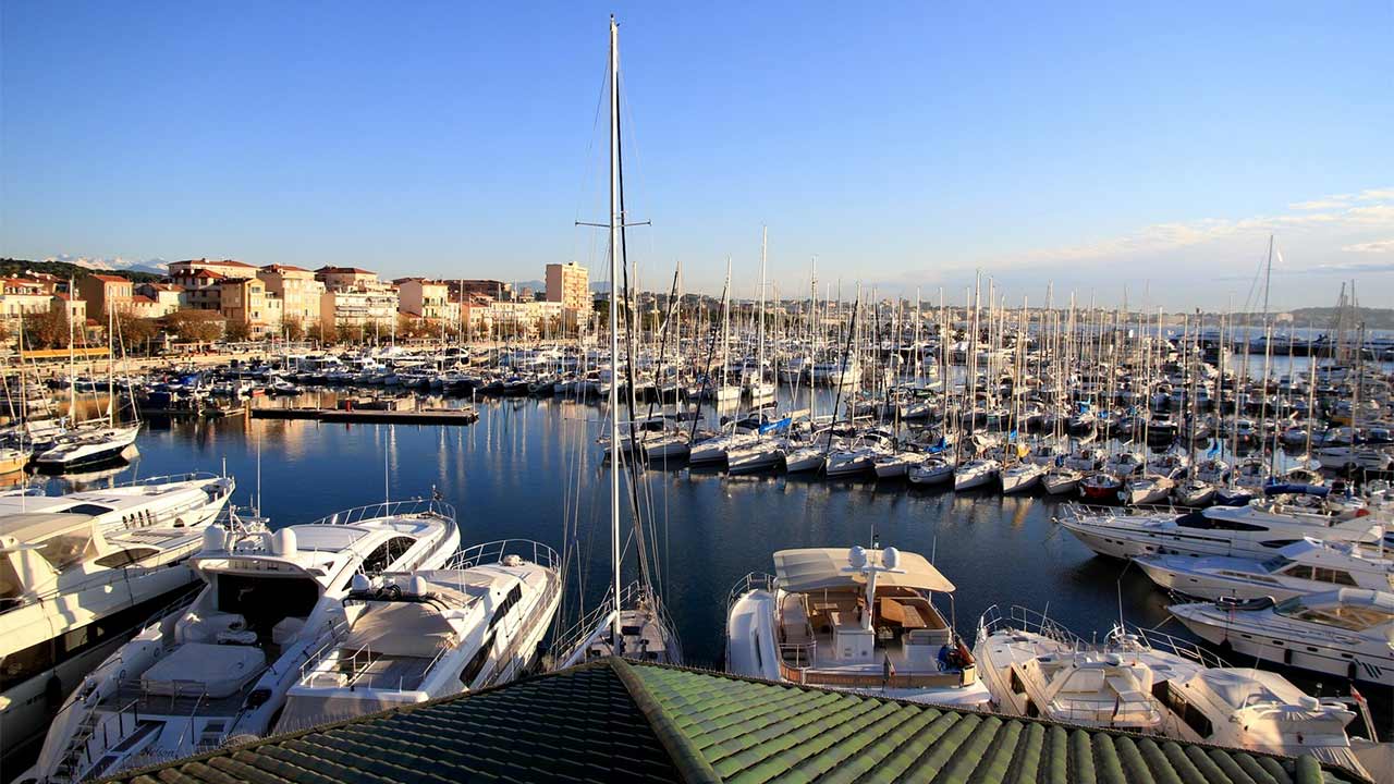 La CCI Nice Côte d’Azur à la barre du Vieux Port de Golfe-Juan