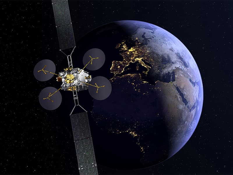 Haut débit par satellite : Orange achète l'intégralité des capacités de KONNECT