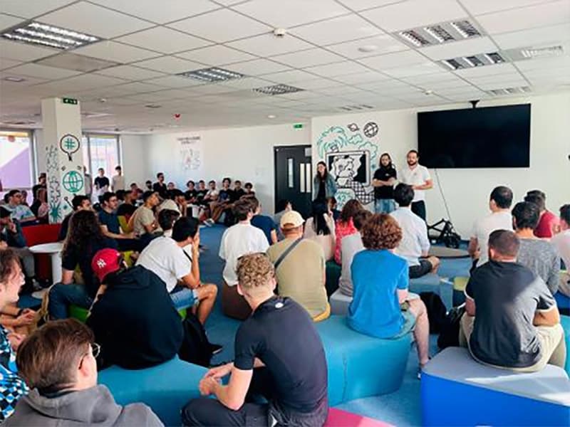 Nice : l’école 42 placée en redressement judiciaire