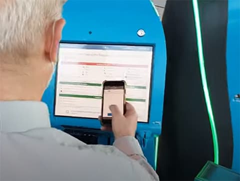 Nice : l'aéroport teste l'enregistrement sans contact à partir de lundi