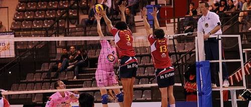 LAS Cannes Volley bute sur le mur sétois