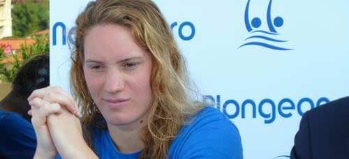 Nice rend hommage à Camille Muffat, son "immense championne"