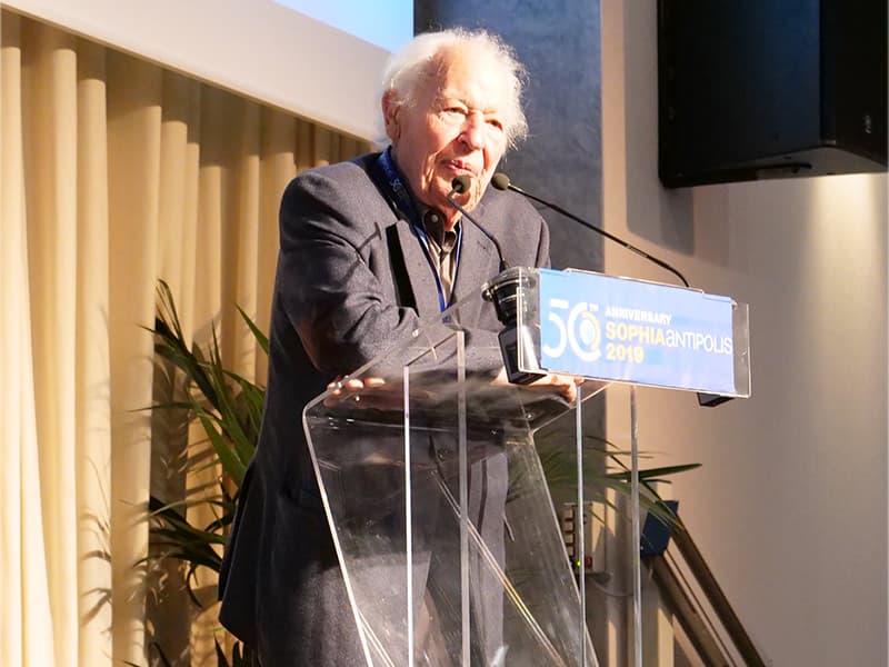 Pierre Laffitte voit l'avenir de Sophia dans la lutte pour le climat