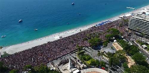 Nice : plus de 40.000 personnes pour l'hommage aux victimes