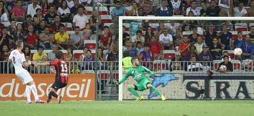 Bordeaux impose sa loi à Nice