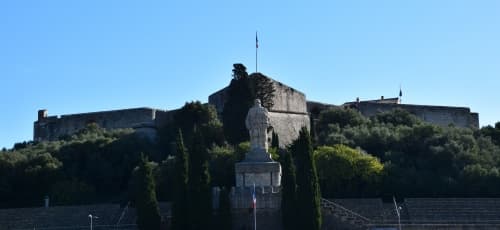 Antibes rend ses monuments intelligents