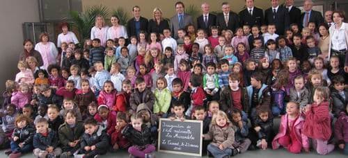 Le Ministre de lEducation en visite dans les Alpes Maritimes : linterview de Luc Chatel