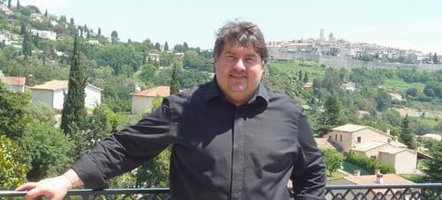 Il a trouvé son coin de paradis à La Colle sur Loup: linterview dAlain Llorca