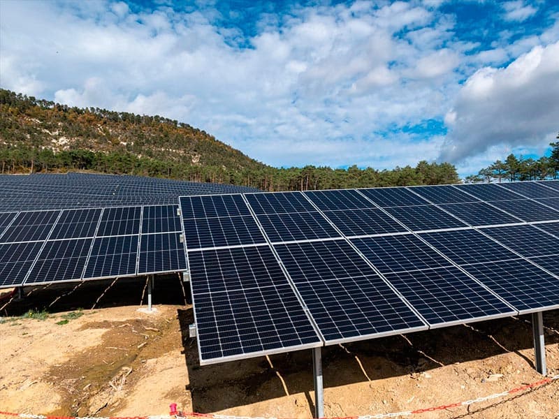 Le Département inaugure sa centrale solaire de Saint-Auban