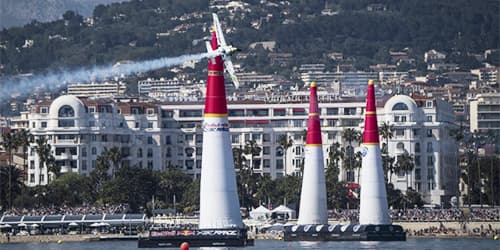 Cannes : 83.500 spectateurs pour la 1ère  Red Bull Air Race de France