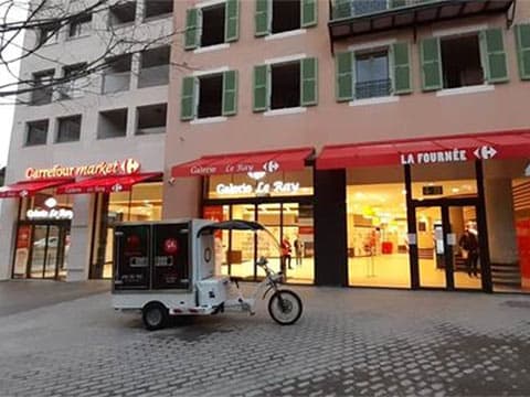 Le parc du Ray à Nice : Vinci livre la galerie commerciale