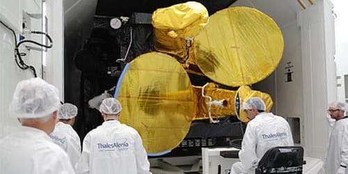 Thales Alenia Space : Europasat prêt à être lancé à Kourou
