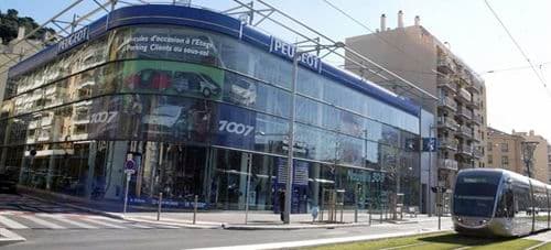Saint Roch : le Conseil Général transforme un garage en gymnase