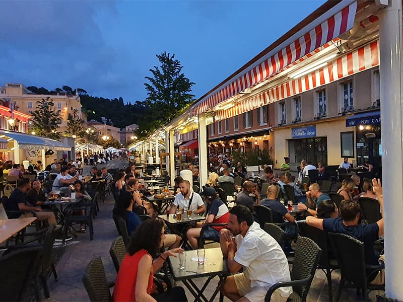 Covid-19 : bars et restaurants niçois éviteront-ils la fermeture dès 22 heures ?