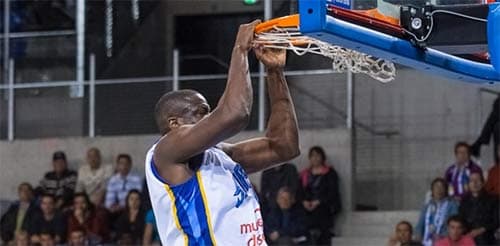 Basket : le "derby du Sud" à Monaco, vainqueur des Sharks (68-61)