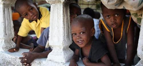Adoption des enfants haïtiens : célérité, mais aussi prudence pour Michèle Tabarot