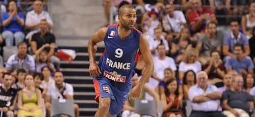 Antibes : Tony Parker montre la voie du succès aux Bleus face à la Serbie