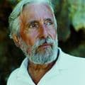Le Groupe GANT sassocie à Jean Michel Cousteau