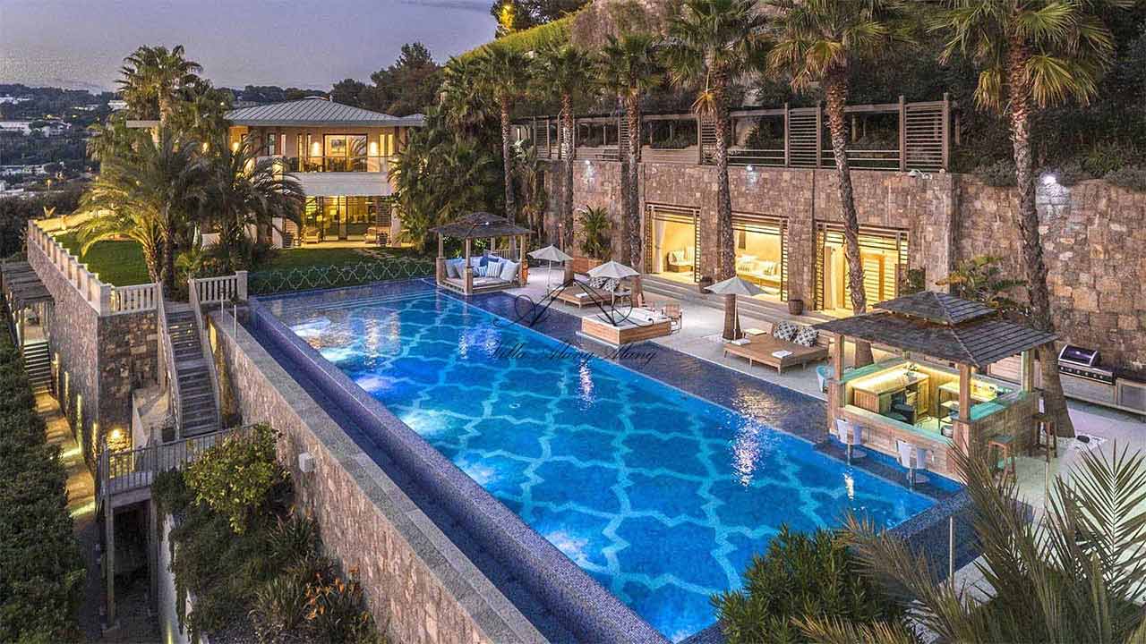 Cannes : mise aux enchères pour 40 M€, la villa Alang Alang n’a pas trouvé preneur