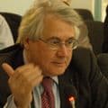 Cannes : l’opposition s’attaque en douceur au Budget 