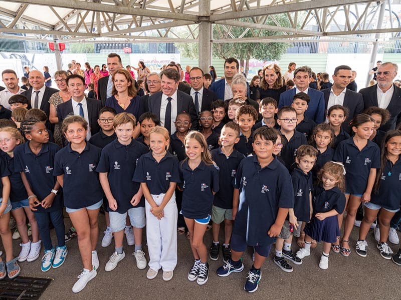Nice : une rentrée scolaire en uniforme