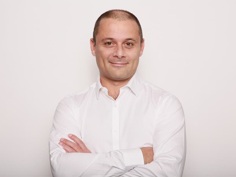 Sylvain Roy succédera à Denis Lacroix à la présidence d’Amadeus France 
