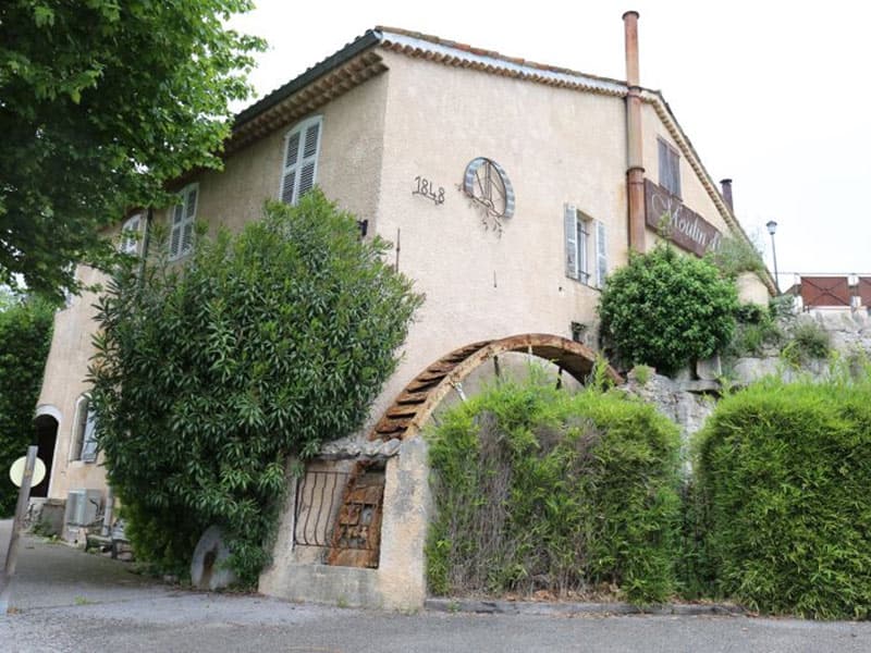 Olives : le Moulin de la Brague à Opio tourne de nouveau